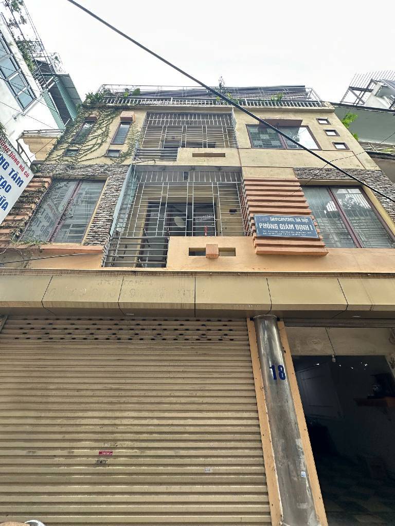 Bán nhà Thái Hà - diện tích 207m2 3 tầng - Mặt ngõ ô tô tránh - giá 58 tỷ