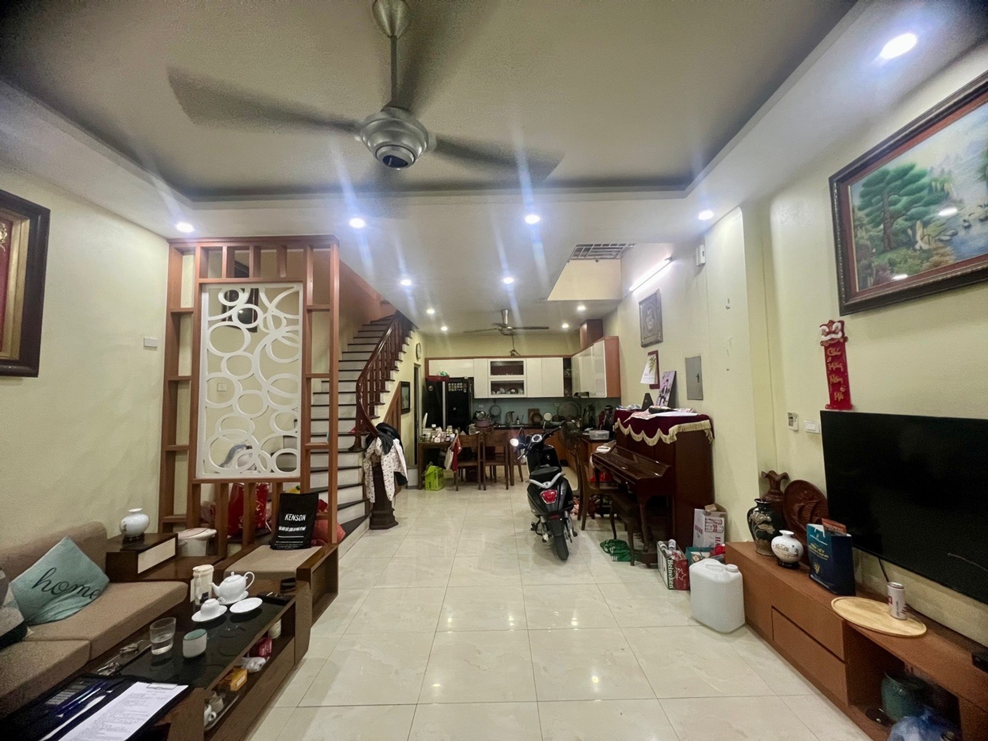 Bán nhà Nguyễn Chính - diện tích 50m2 4 tầng - Ô tô đỗ cửa - giá 14 tỷ