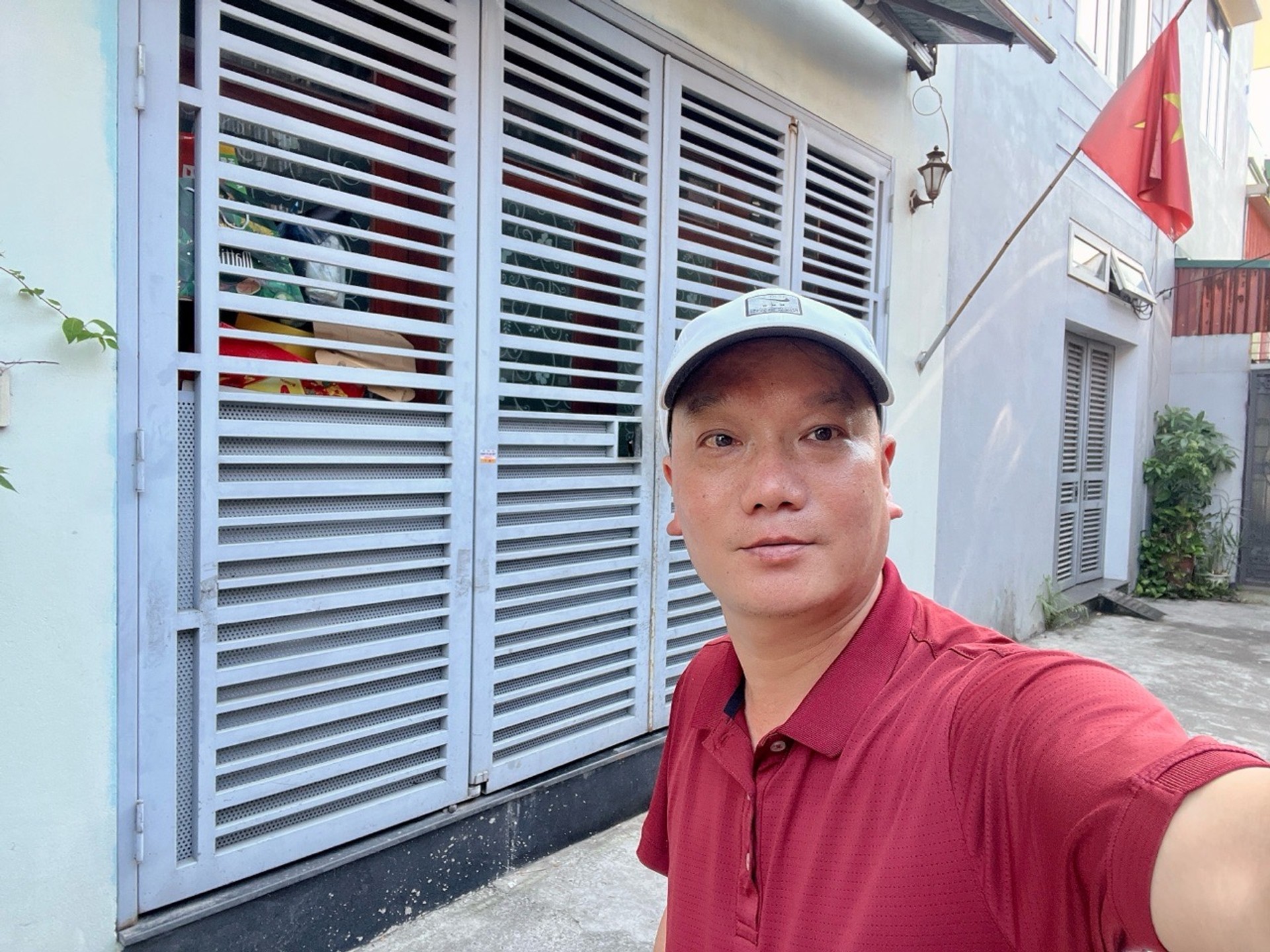 Bán nhà Nguyễn Chính - diện tích 50m2 4 tầng - Ô tô đỗ cửa - giá 14 tỷ