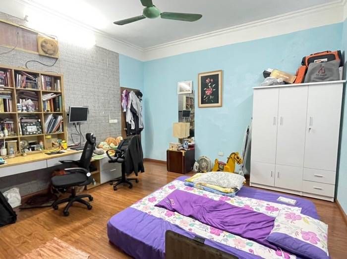 Bán nhà Hoàng Mai - diện tích 79m2 4 tầng - LÔ GÓC 3 MẶT THOÁNG SÁNG - giá 23,99 tỷ