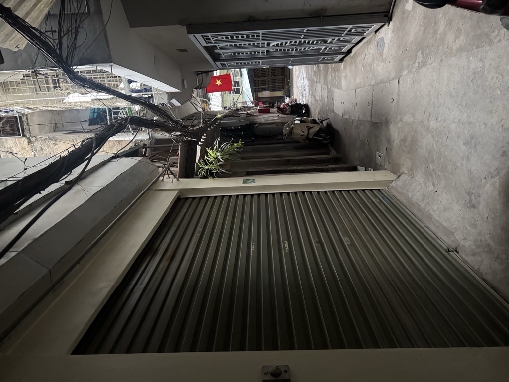 Bán nhà Vân Hồ - diện tích 21m2 6 tầng - Nhà vuông vắn, gần ô tô - giá 8,95 tỷ