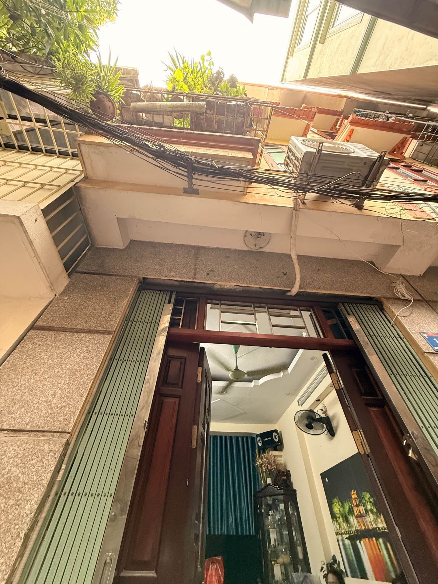 Bán nhà Giải Phóng - diện tích 33m2 4 tầng - gần ô tô - giá 12 tỷ