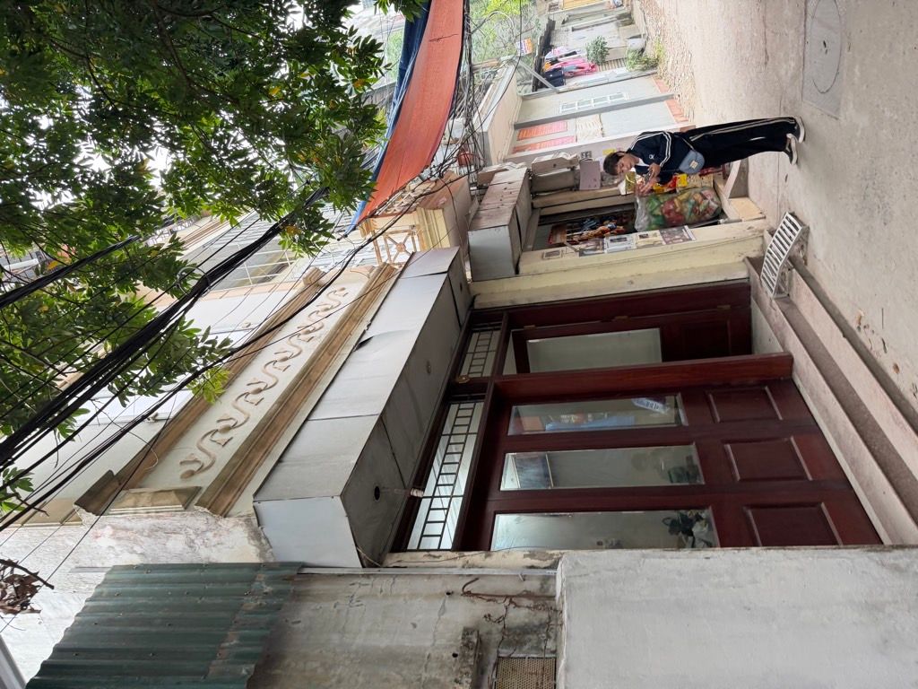 Bán nhà Tân Mai - diện tích 40m2 4 tầng - Ô tô cách nhà 26 mét - giá 3,7 tỷ