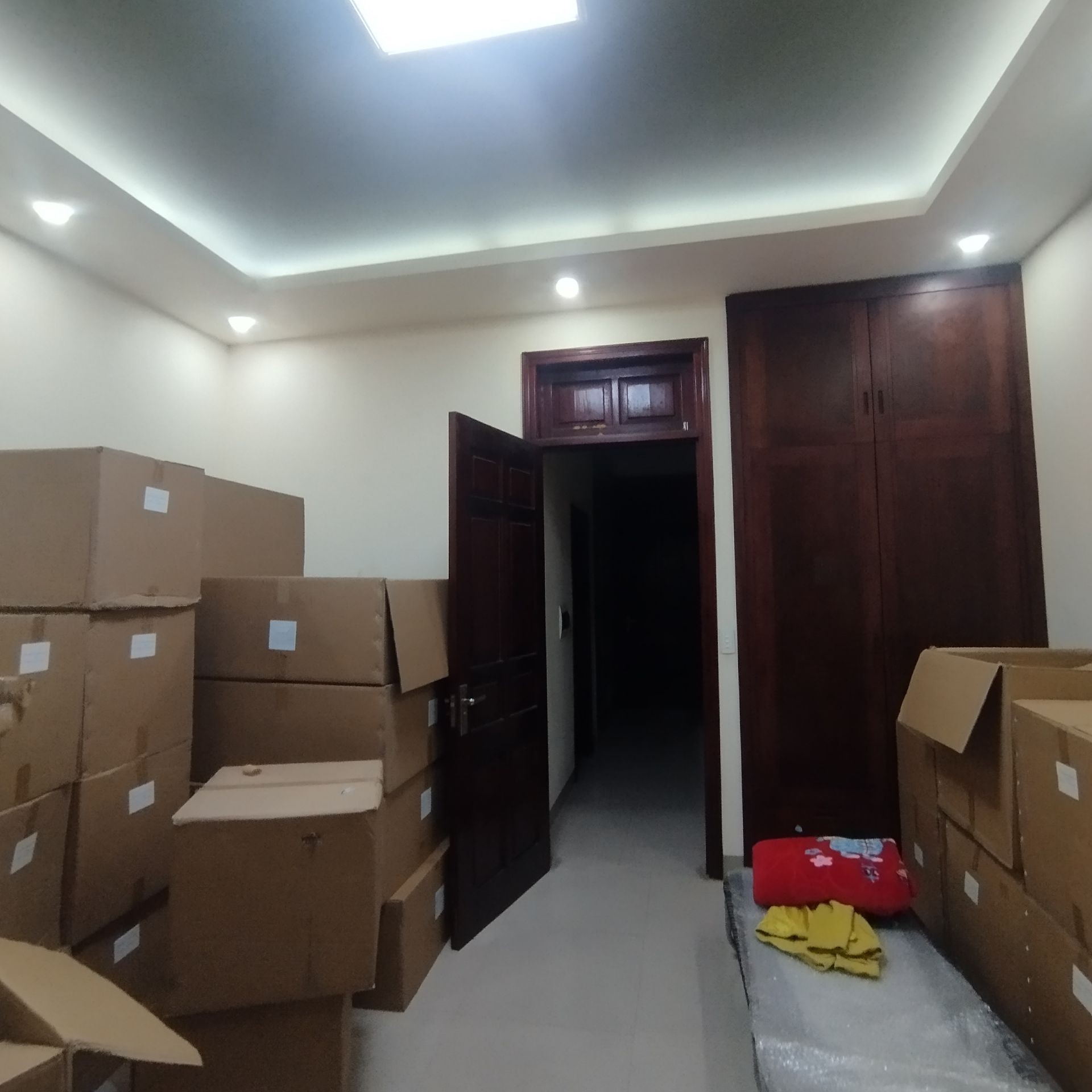 Bán nhà Ngõ 3 - diện tích 90m2 6 tầng - Thoáng trước, sau - giá 34 tỷ