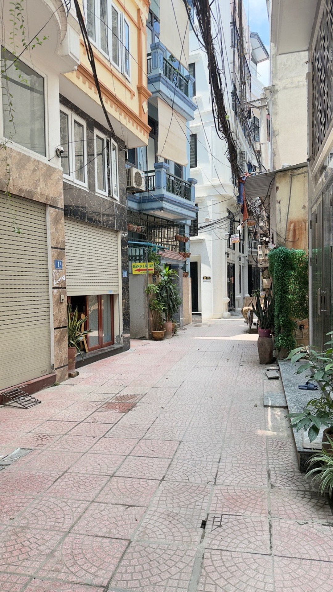 Bán nhà Định Công Thượng - diện tích 29m2 5 tầng - Lô góc hai thoáng - giá 7,99 tỷ