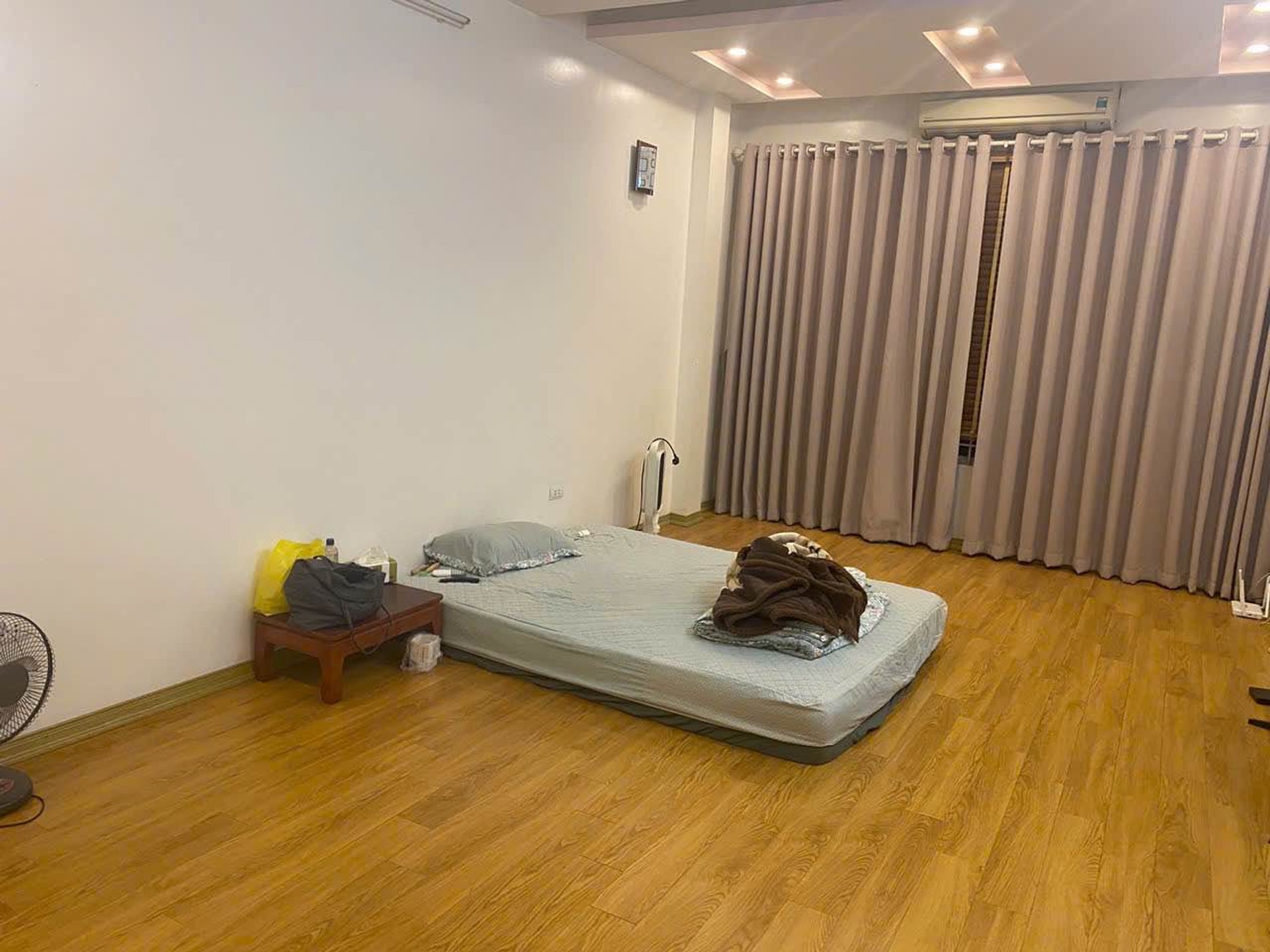 Bán nhà Nguyễn Chính - diện tích 37m2 5 tầng - Ô tô tải đỗ - giá 10,5 tỷ