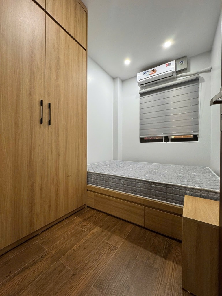 Bán nhà Vũ Ngọc Phan - diện tích 90m2 8 tầng - GARA Ô TÔ - KINH DOANH - 2 MẶT NGÕ - giá 41 tỷ