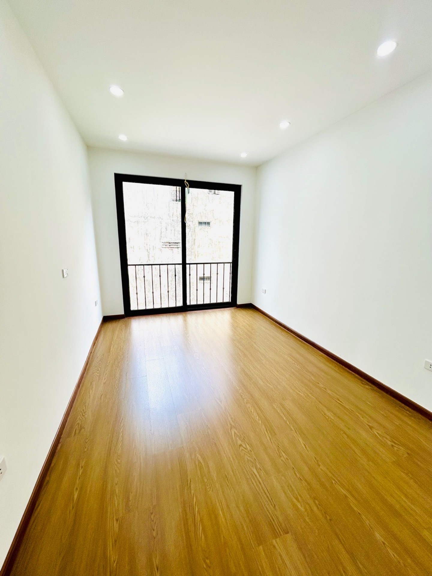 Bán nhà Hai Bà Trưng - diện tích 31m2 4 tầng - Nhà chưa sổ, nhiều tiện ích - giá 10,7 tỷ
