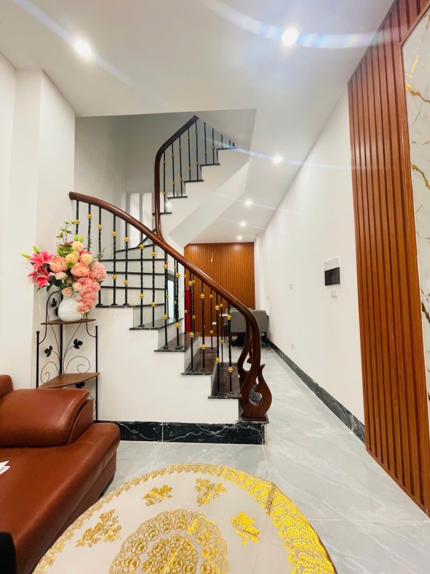 Bán nhà Hai Bà Trưng - diện tích 31m2 4 tầng - Nhà chưa sổ, nhiều tiện ích - giá 10,7 tỷ