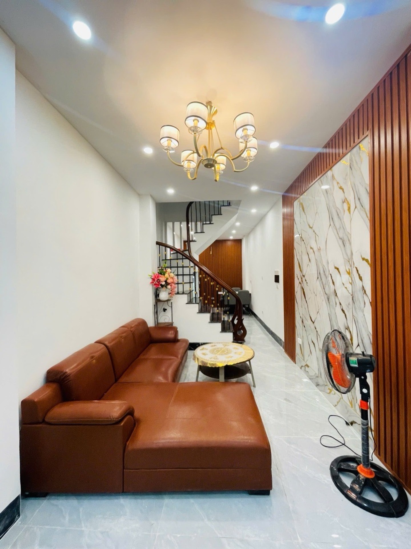 Bán nhà Hai Bà Trưng - diện tích 31m2 4 tầng - Nhà chưa sổ, nhiều tiện ích - giá 10,7 tỷ