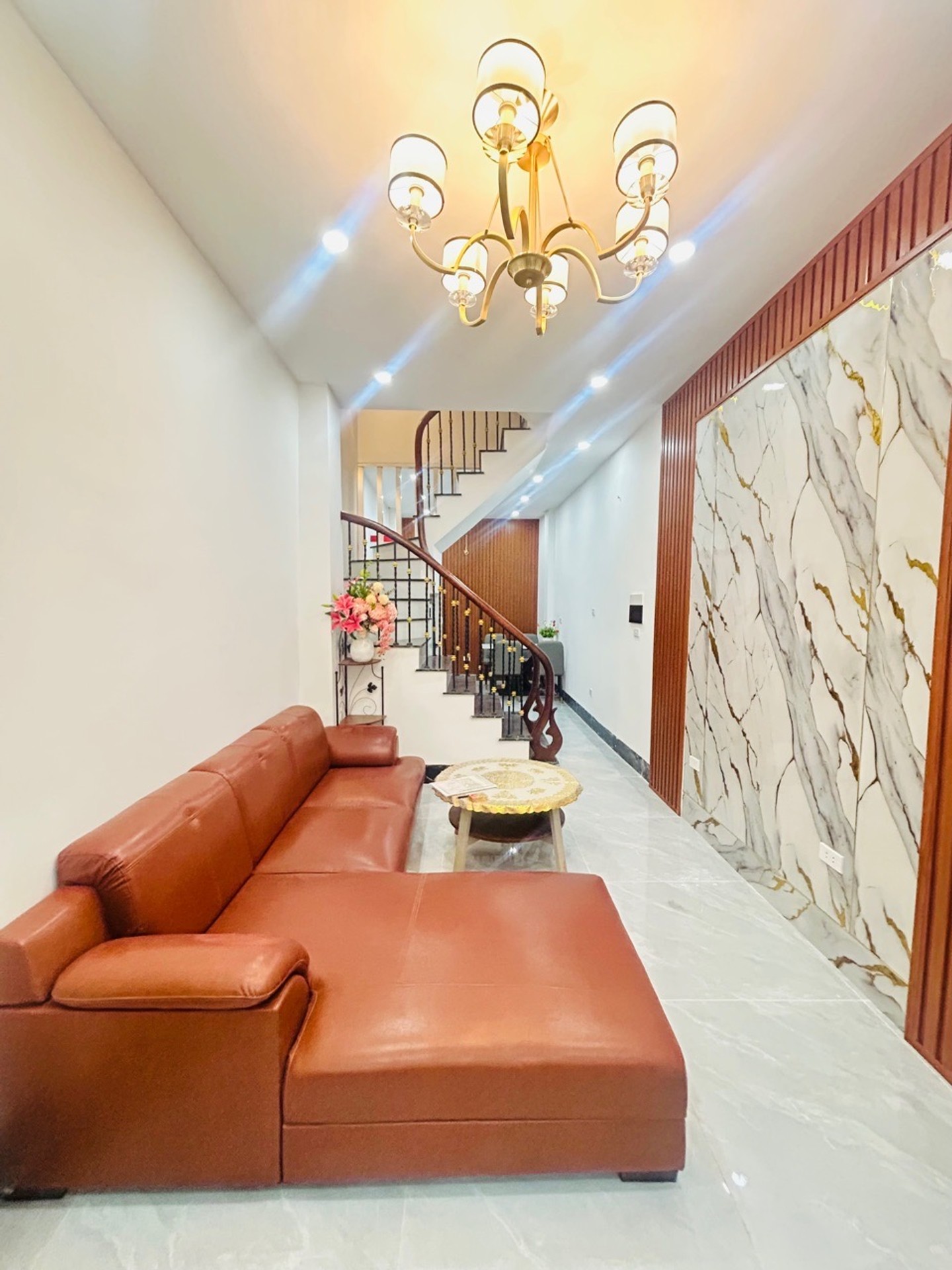 Bán nhà Hai Bà Trưng - diện tích 31m2 4 tầng - Nhà chưa sổ, nhiều tiện ích - giá 10,7 tỷ