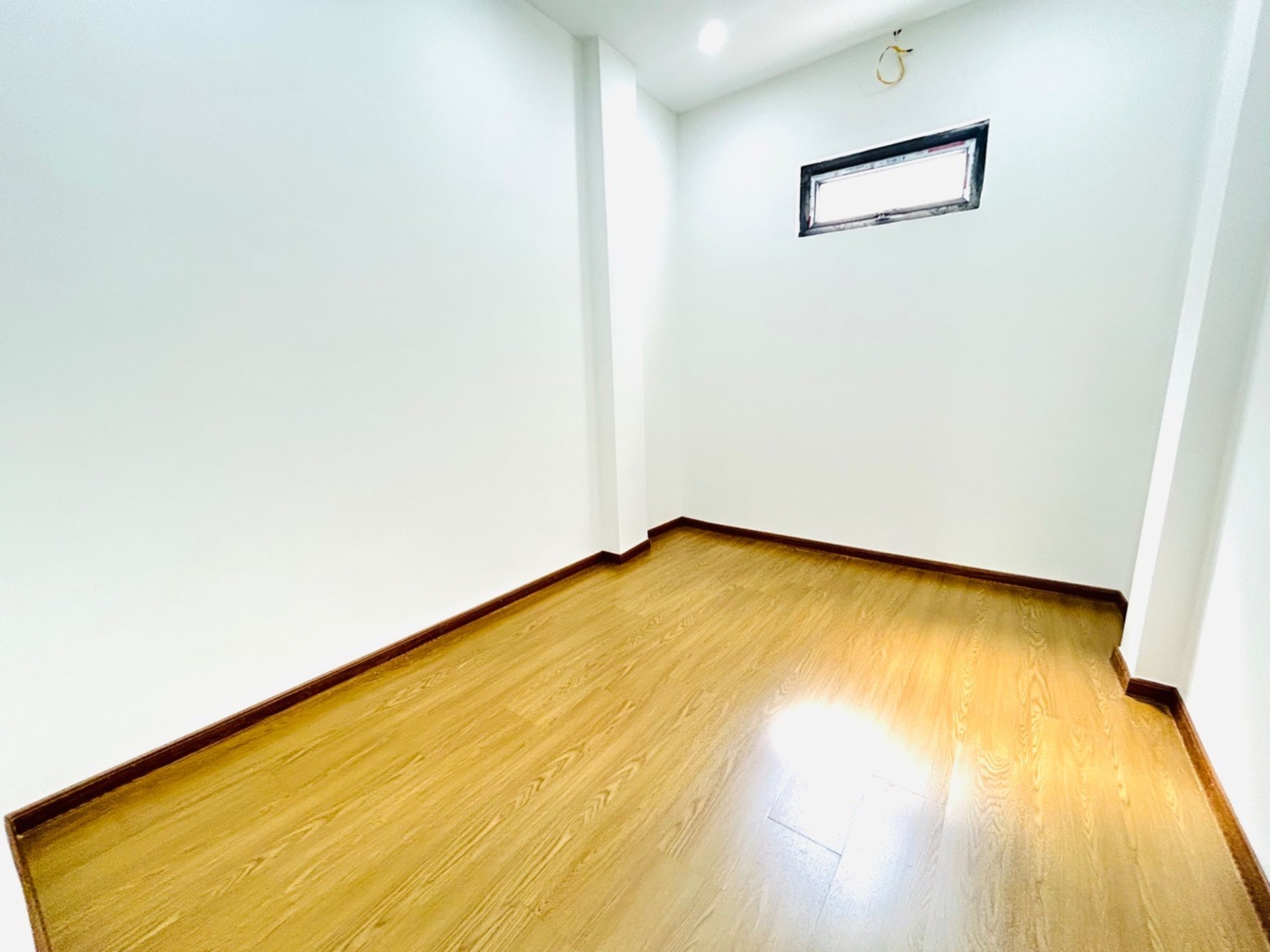 Bán nhà Hai Bà Trưng - diện tích 31m2 4 tầng - Nhà chưa sổ, nhiều tiện ích - giá 10,7 tỷ