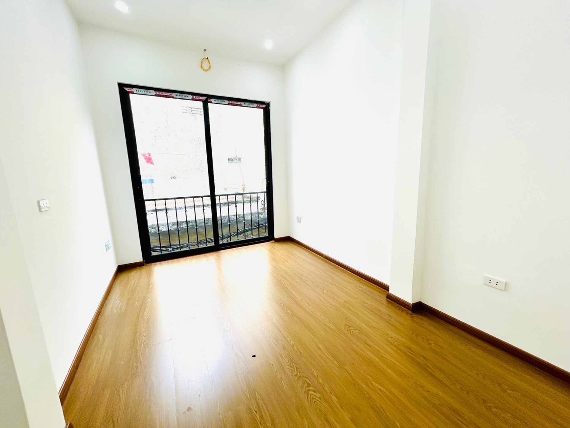 Bán nhà Hai Bà Trưng - diện tích 31m2 4 tầng - Nhà chưa sổ, nhiều tiện ích - giá 10,7 tỷ