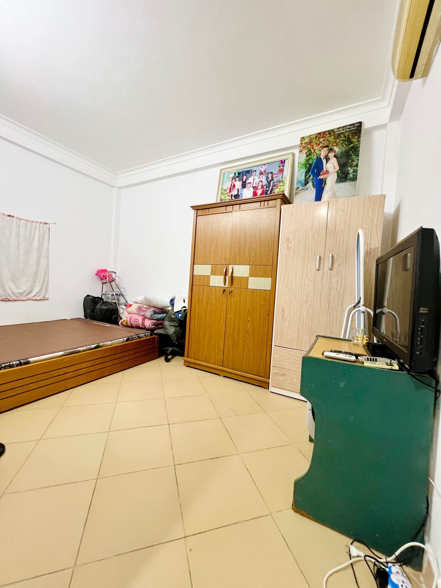 Bán nhà Nam Dư - diện tích 35m2 5 tầng - Nhà dân xây khung cột chắc chắn - giá 4,9 tỷ