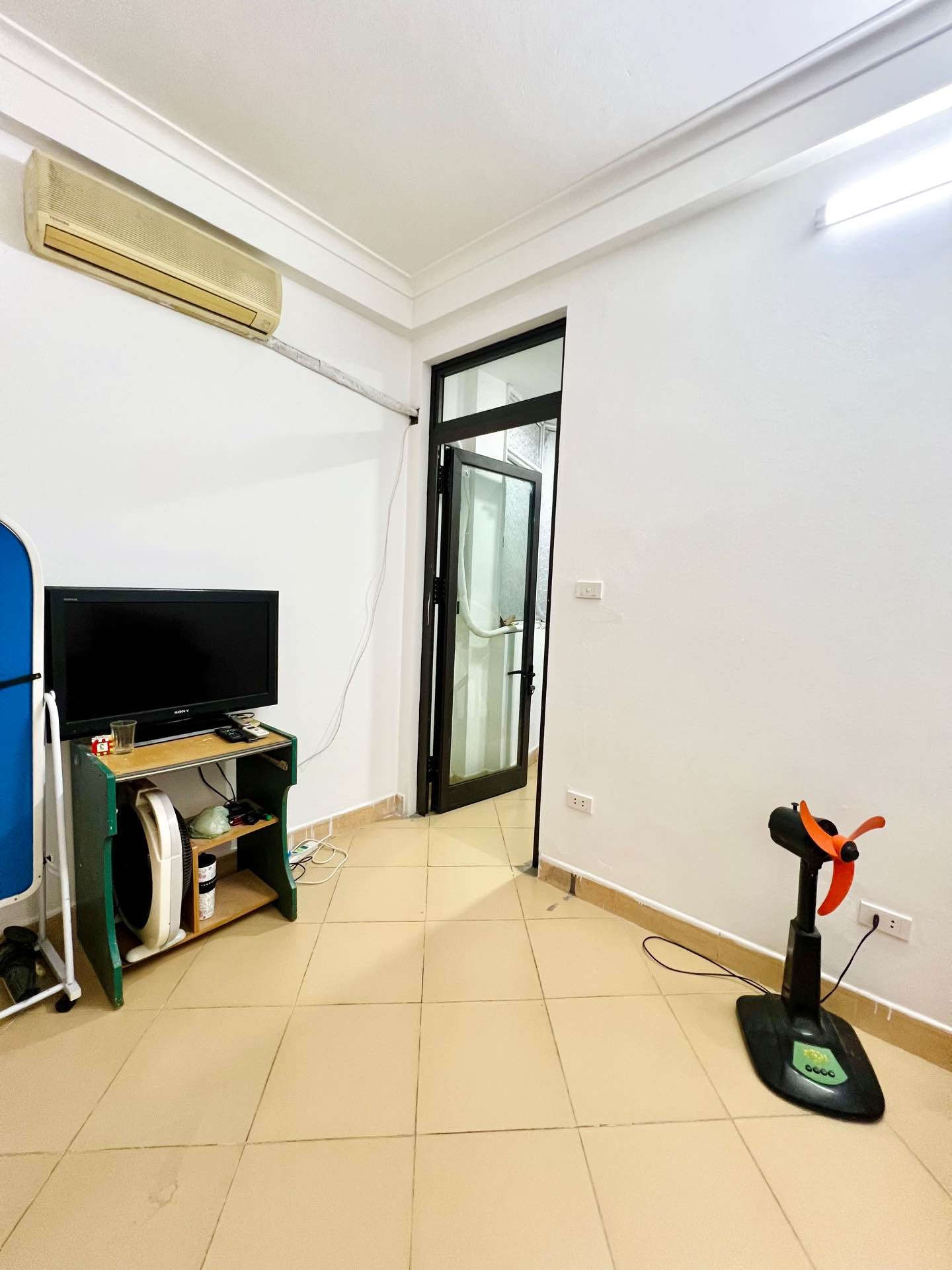 Bán nhà Nam Dư - diện tích 35m2 5 tầng - Nhà dân xây khung cột chắc chắn - giá 4,9 tỷ
