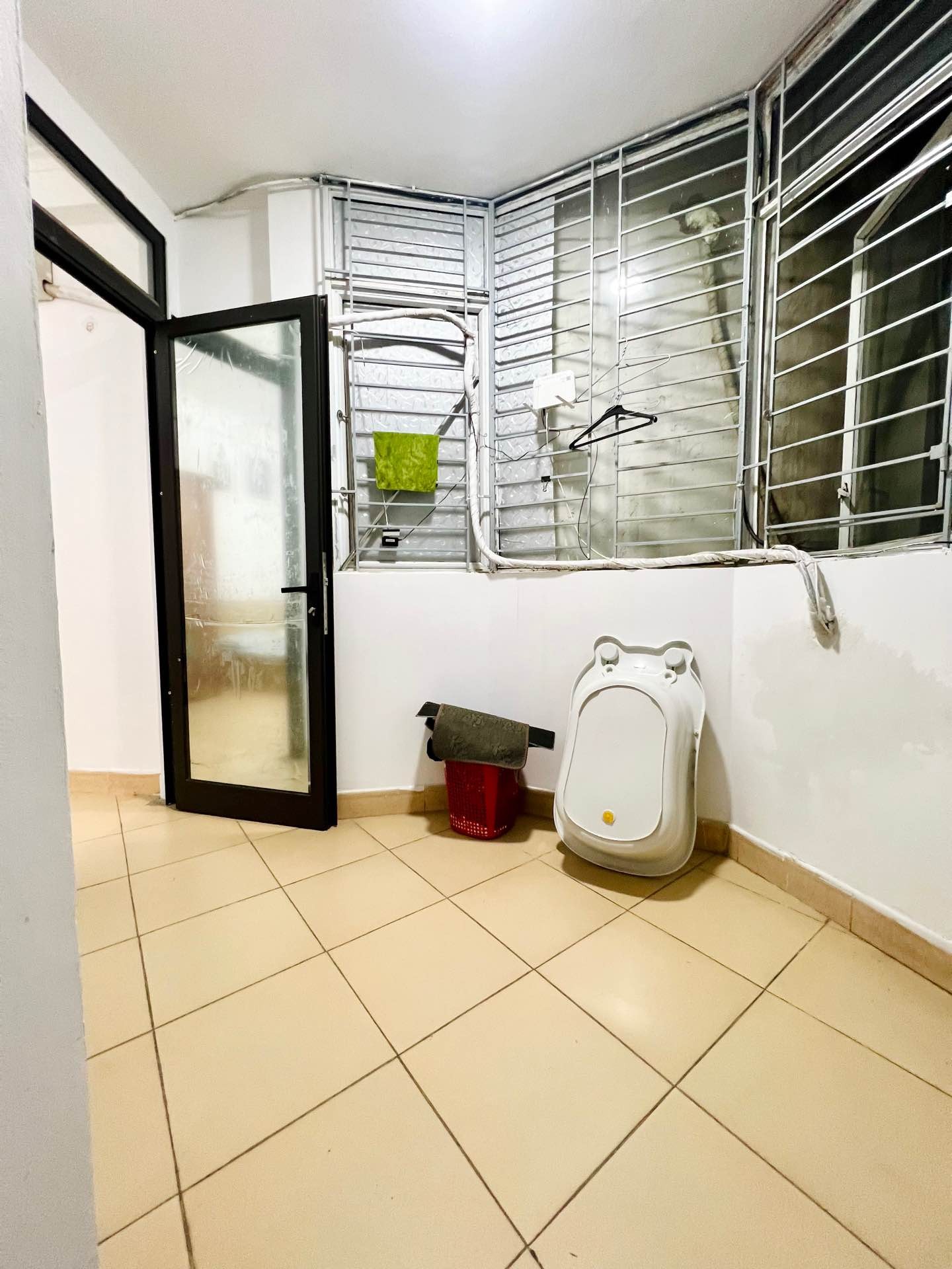 Bán nhà Nam Dư - diện tích 35m2 5 tầng - Nhà dân xây khung cột chắc chắn - giá 4,9 tỷ