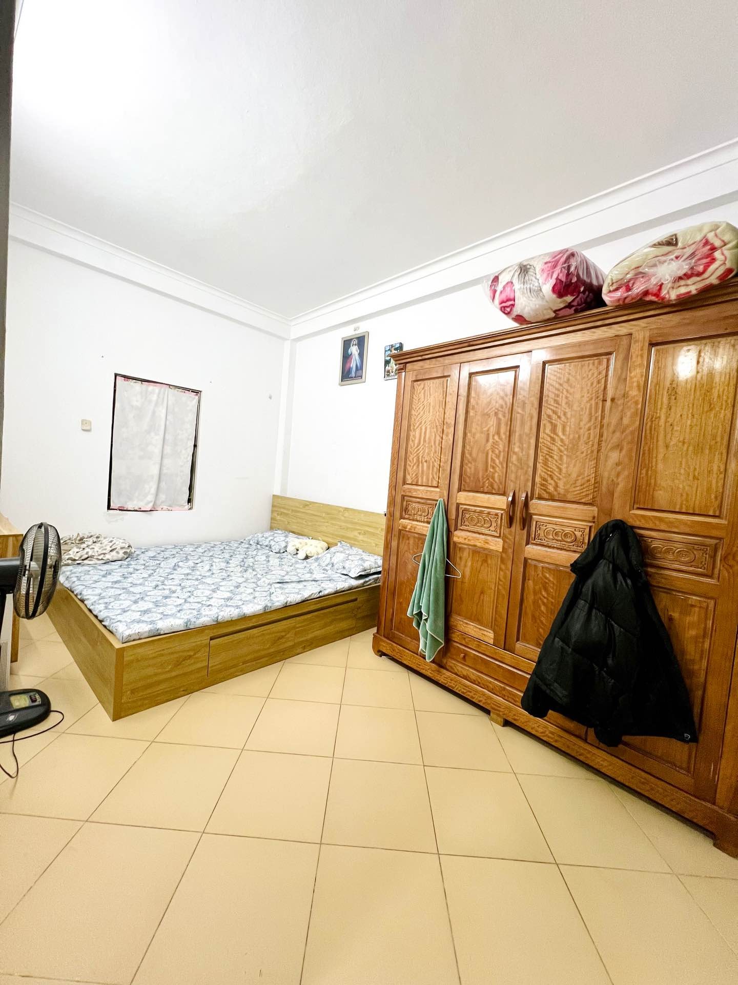 Bán nhà Nam Dư - diện tích 35m2 5 tầng - Nhà dân xây khung cột chắc chắn - giá 4,9 tỷ