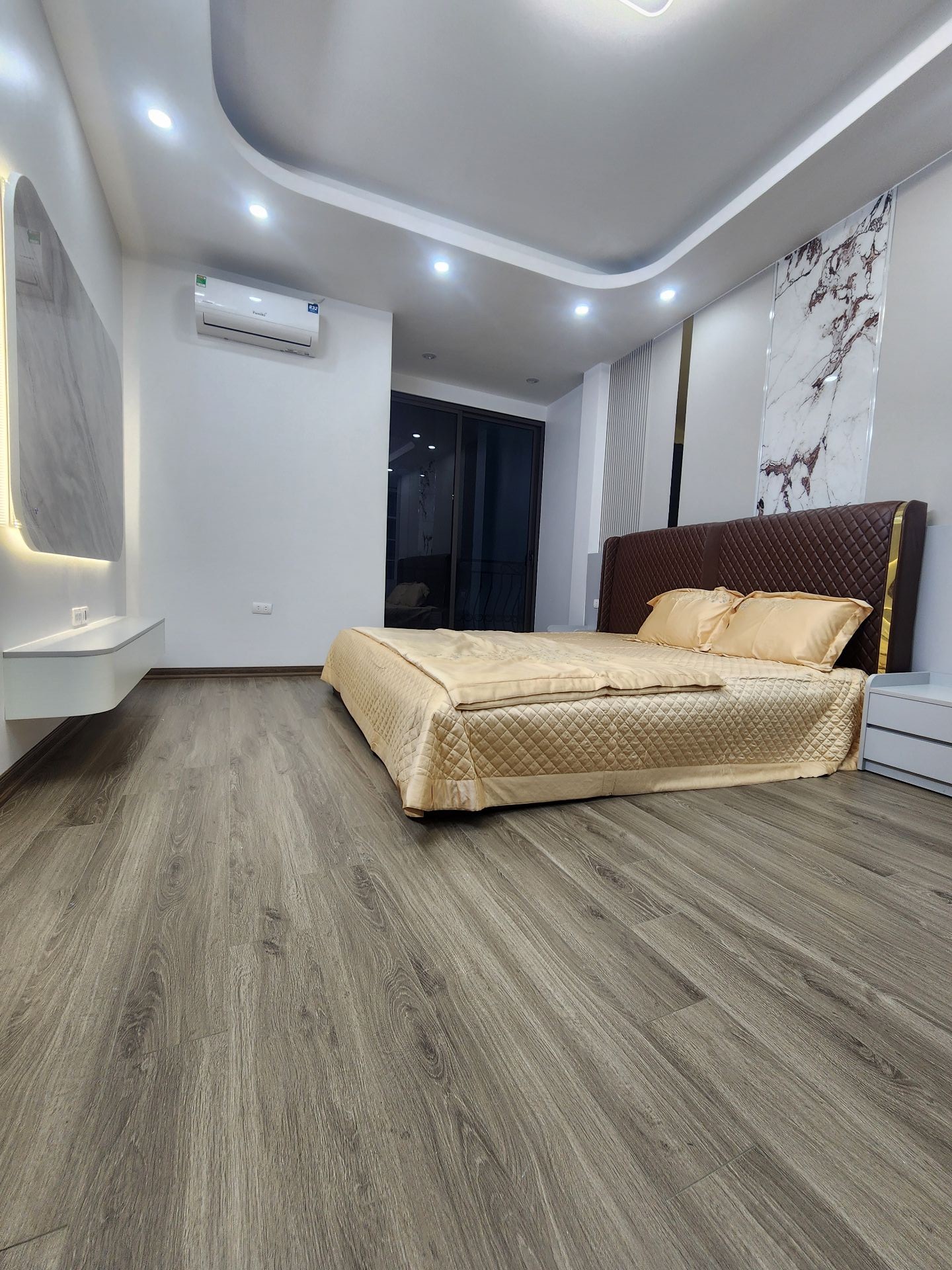 Bán nhà Thanh Nhàn - diện tích 41m2 6 tầng - Nhà xây mới có GPXD - giá 15,6 tỷ