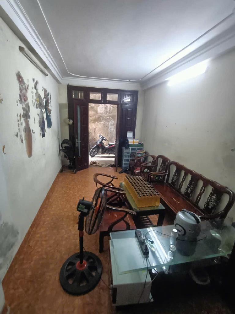 Bán nhà Quan Nhân - diện tích 129m2 3 tầng - Đầu tư - giá 25,8 tỷ