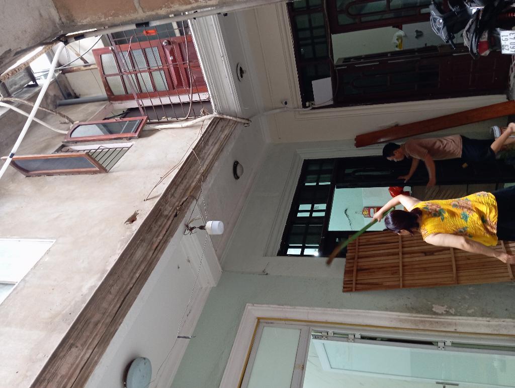 Bán nhà Quan Nhân - diện tích 129m2 3 tầng - Đầu tư - giá 25,8 tỷ