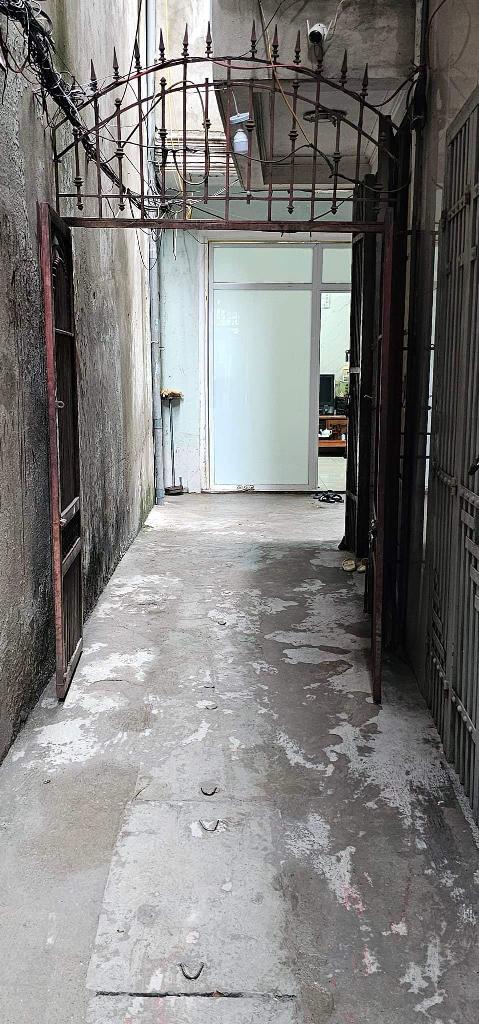 Bán nhà Quan Nhân - diện tích 129m2 3 tầng - Đầu tư - giá 25,8 tỷ