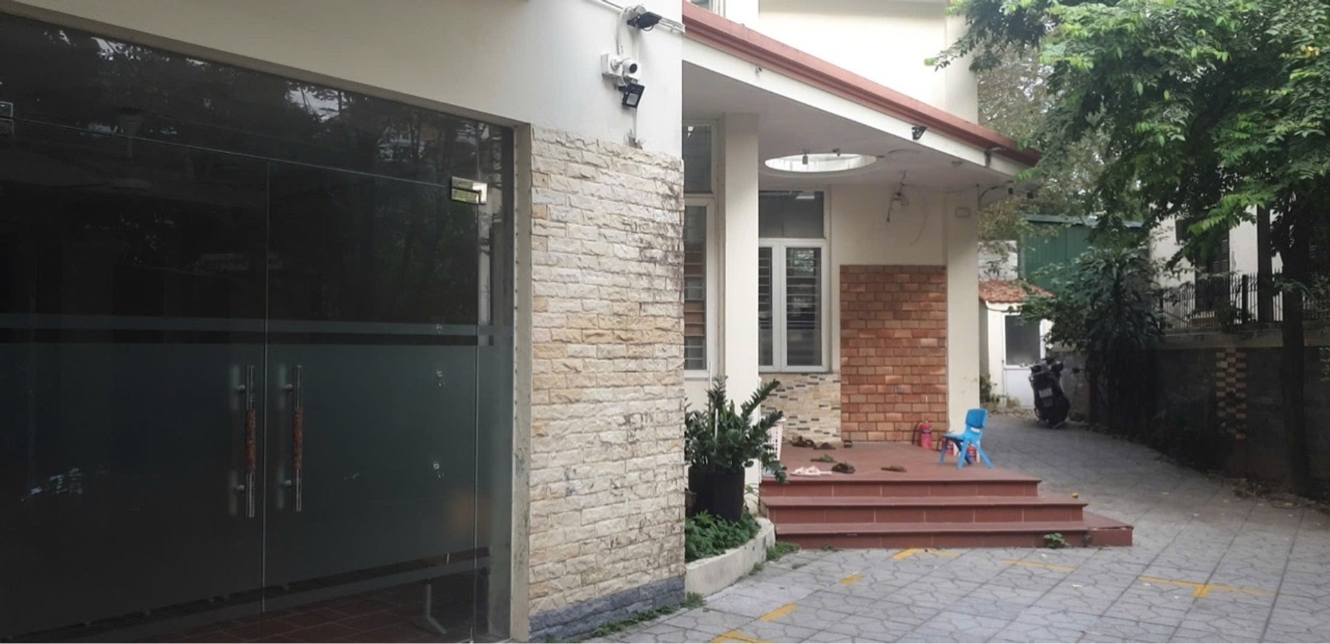 Bán nhà Hoàng Mai - diện tích 420m2 4 tầng - Cực hiếm - giá 105 tỷ