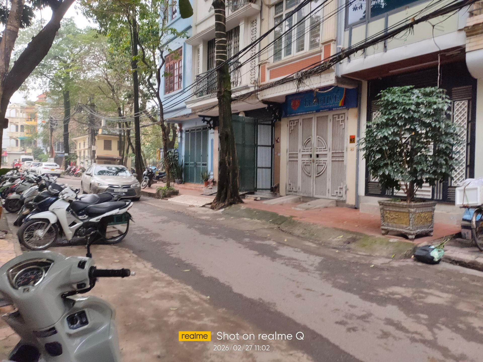 Bán nhà Hoàng Mai - diện tích 40m2 3 tầng - Vị trí đẹp, ô tô tránh - giá 22 tỷ