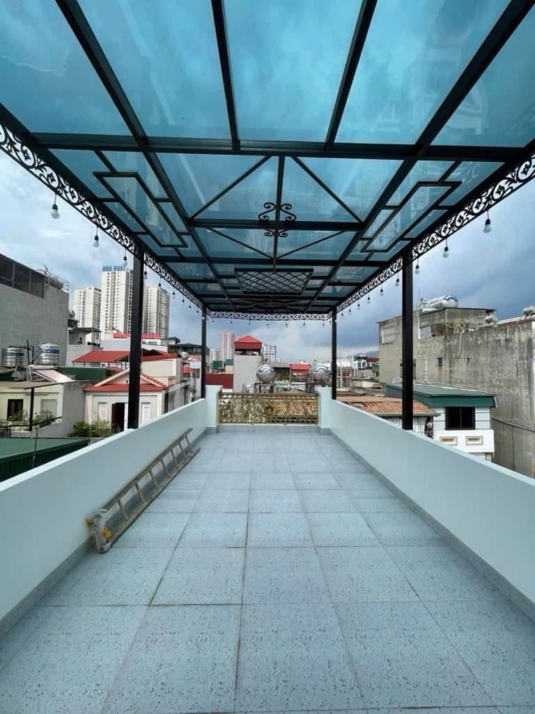 Bán nhà Giáp Bát - diện tích 51m2 6 tầng - Cực phẩm thang máy mặt phố kinh doanh - giá 22,9 tỷ