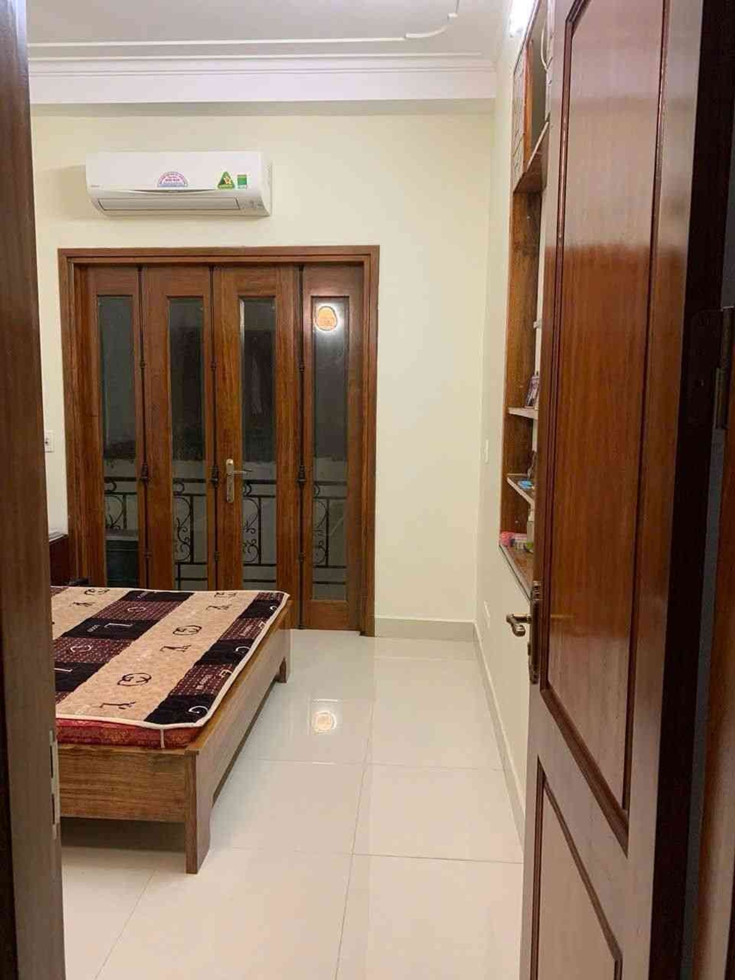 Bán nhà Kim Giang - diện tích 43m2 5 tầng - Nhà Dân mới đẹp long lanh - giá 12,8 tỷ