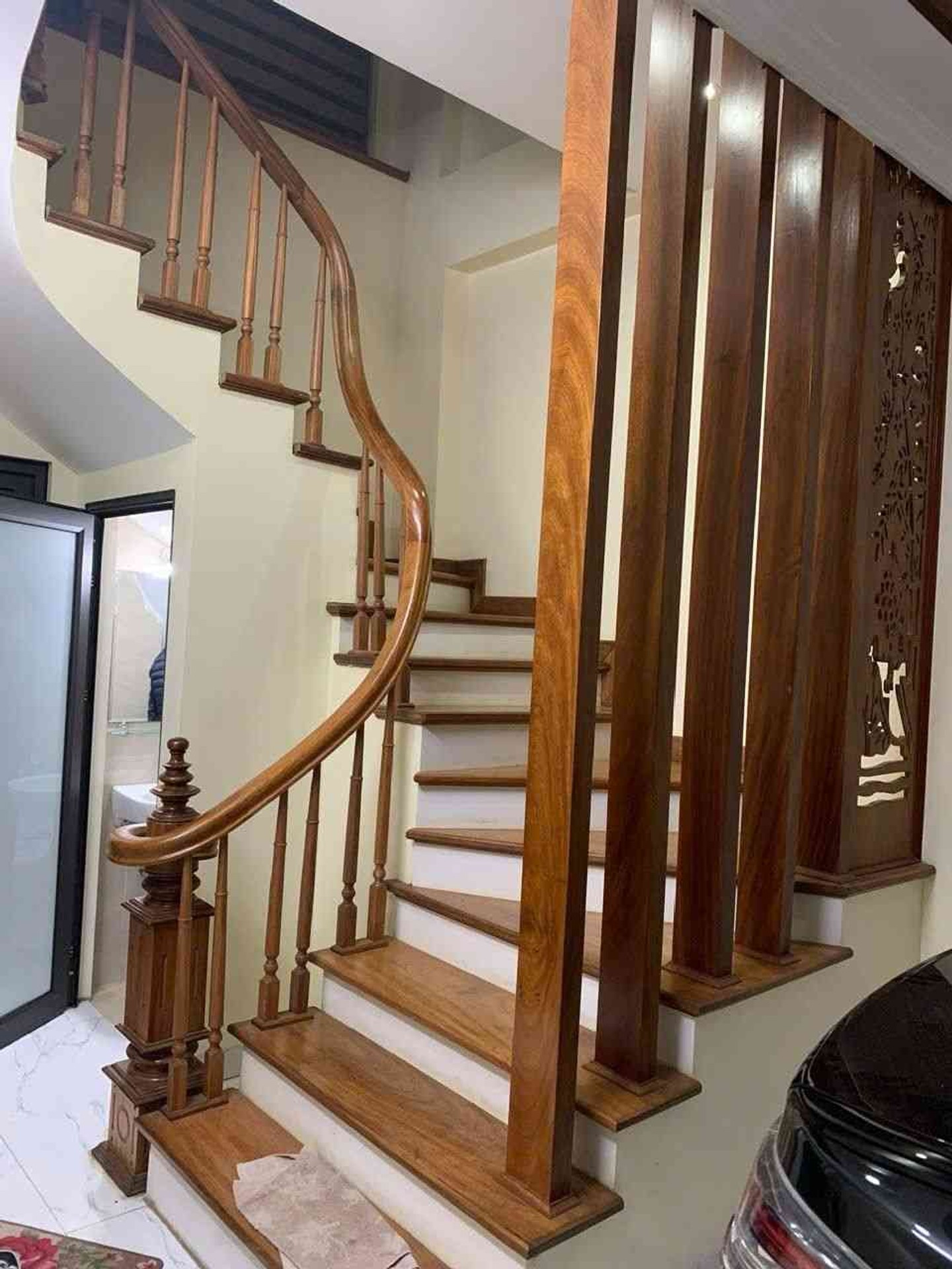 Bán nhà Kim Giang - diện tích 43m2 5 tầng - Nhà Dân mới đẹp long lanh - giá 12,8 tỷ