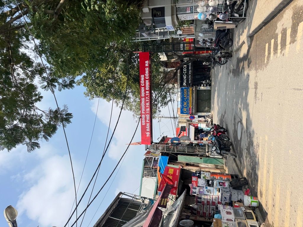 Bán nhà Định Công Hạ - diện tích 81m2 1 tầng - đất có thể làm luật lên tầng - giá 3,45 tỷ