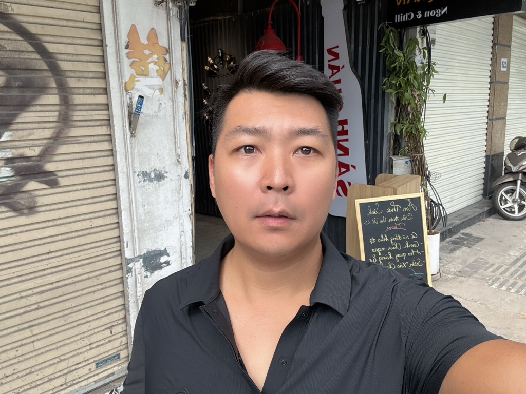 Bán nhà Kim Mã - diện tích 134m2 4 tầng - Mảnh đất đẹp cách mặt phố 10m - giá 40 tỷ