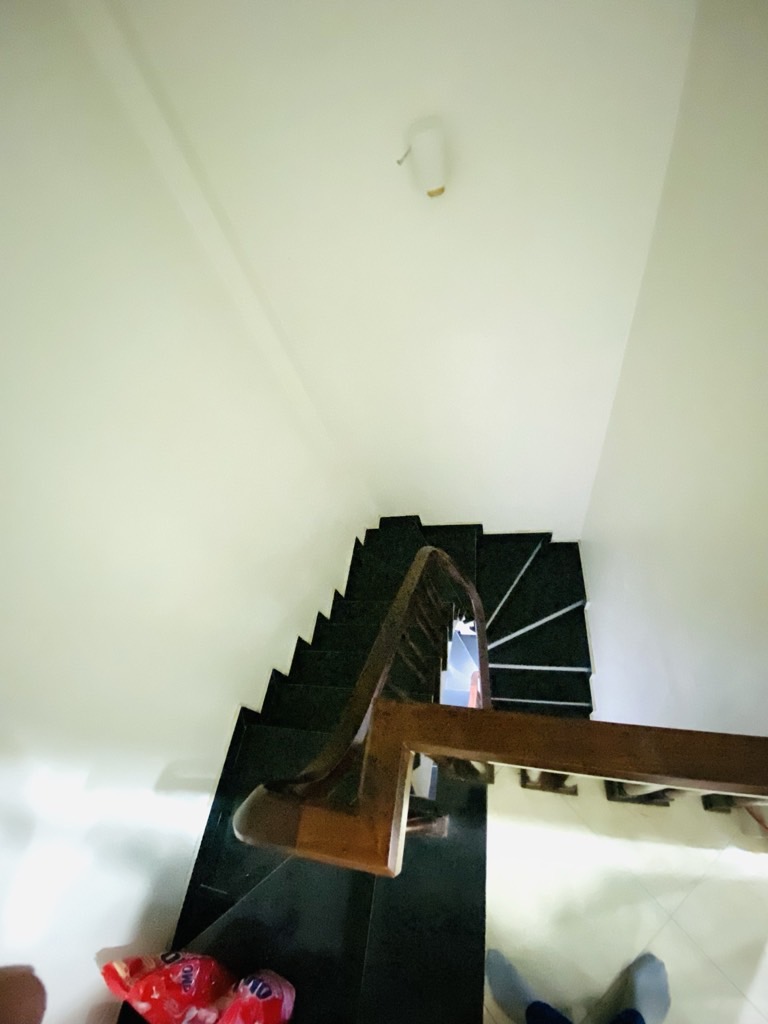 Bán nhà Định Công - diện tích 30m2 5 tầng - Nhà dân đẹp như mới - giá 8,5 tỷ