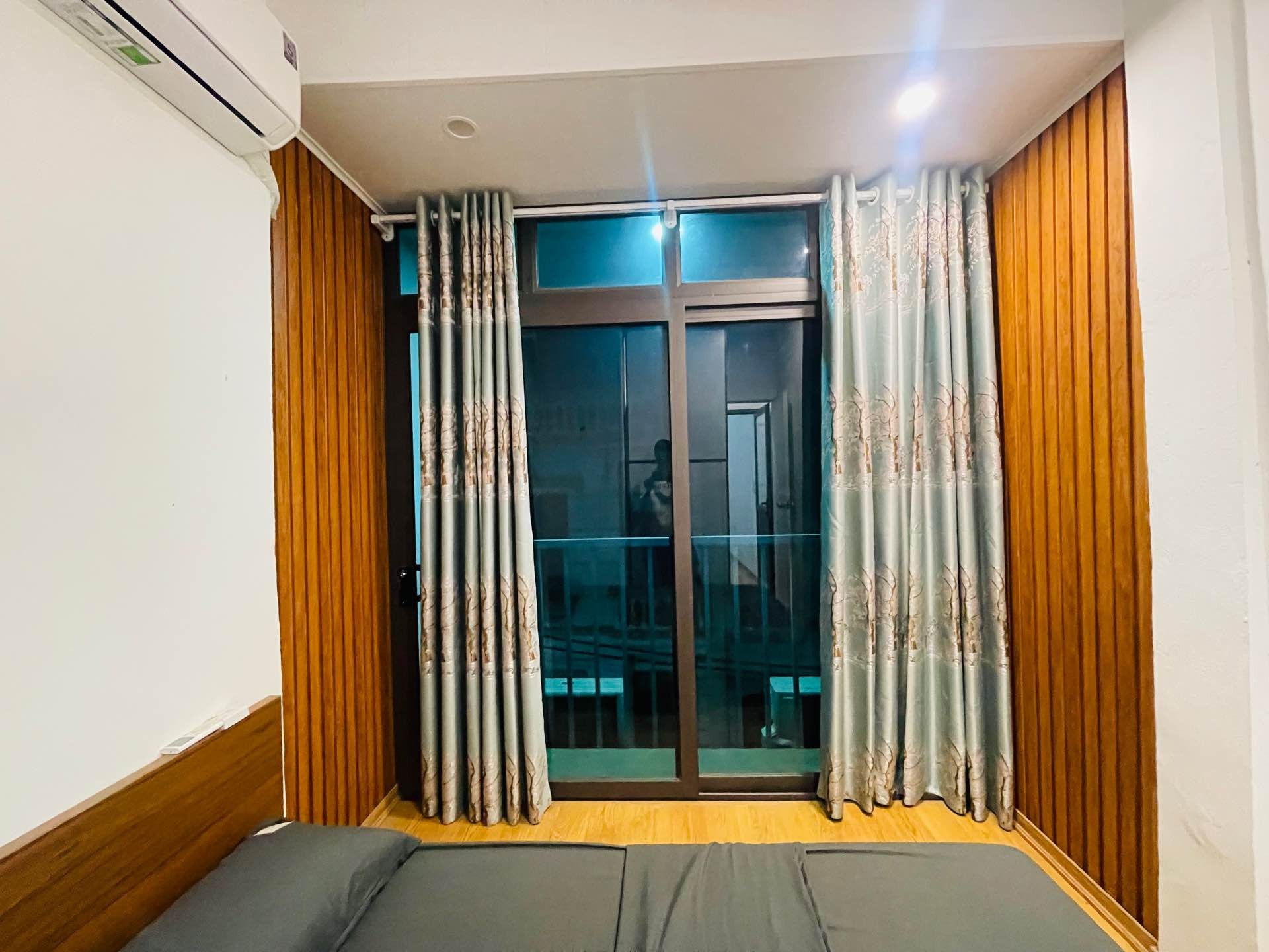 Bán nhà Hồng Mai - diện tích 60m2 2 tầng - Ô tô đỗ sát chân cầu thang - giá 3,5 tỷ