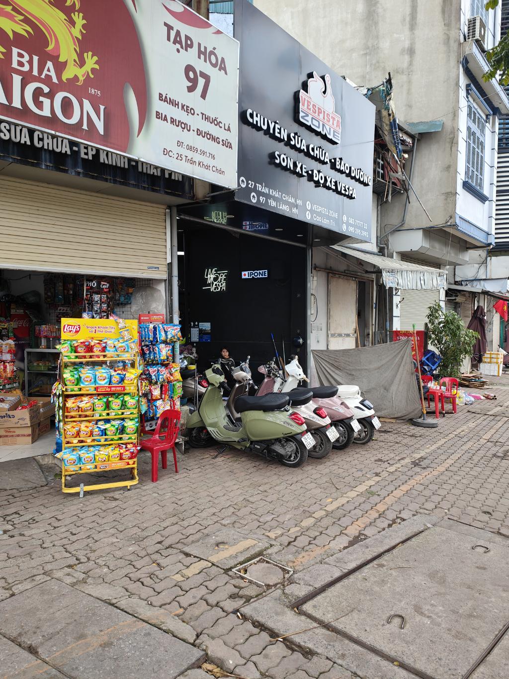 Bán nhà Trần Khát Chân - diện tích 105m2 1 tầng - Mặt phố lớn - giá 36 tỷ