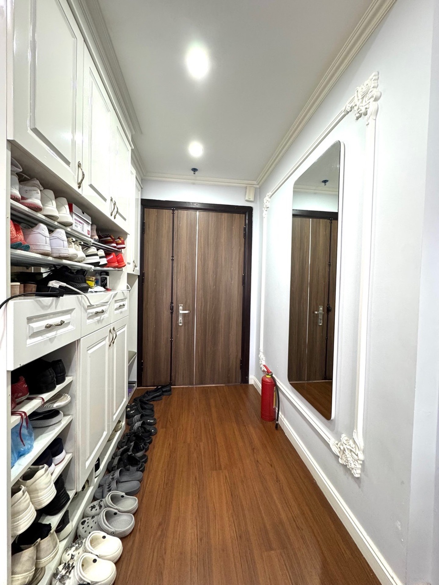 Bán nhà Khương Trung - diện tích 92m2 1 tầng - Căn hộ cao cấp - giá 8,9 tỷ