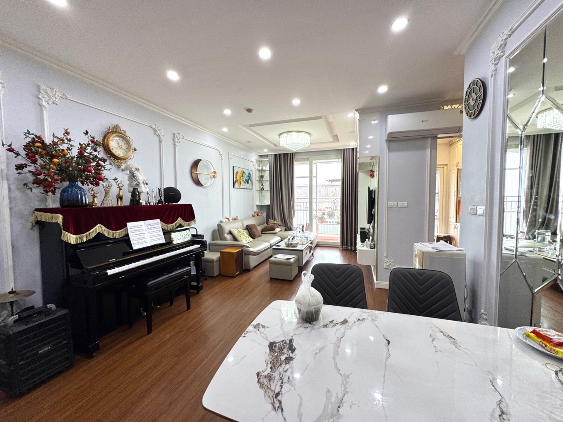 Bán nhà Khương Trung - diện tích 92m2 1 tầng - Căn hộ cao cấp - giá 8,9 tỷ