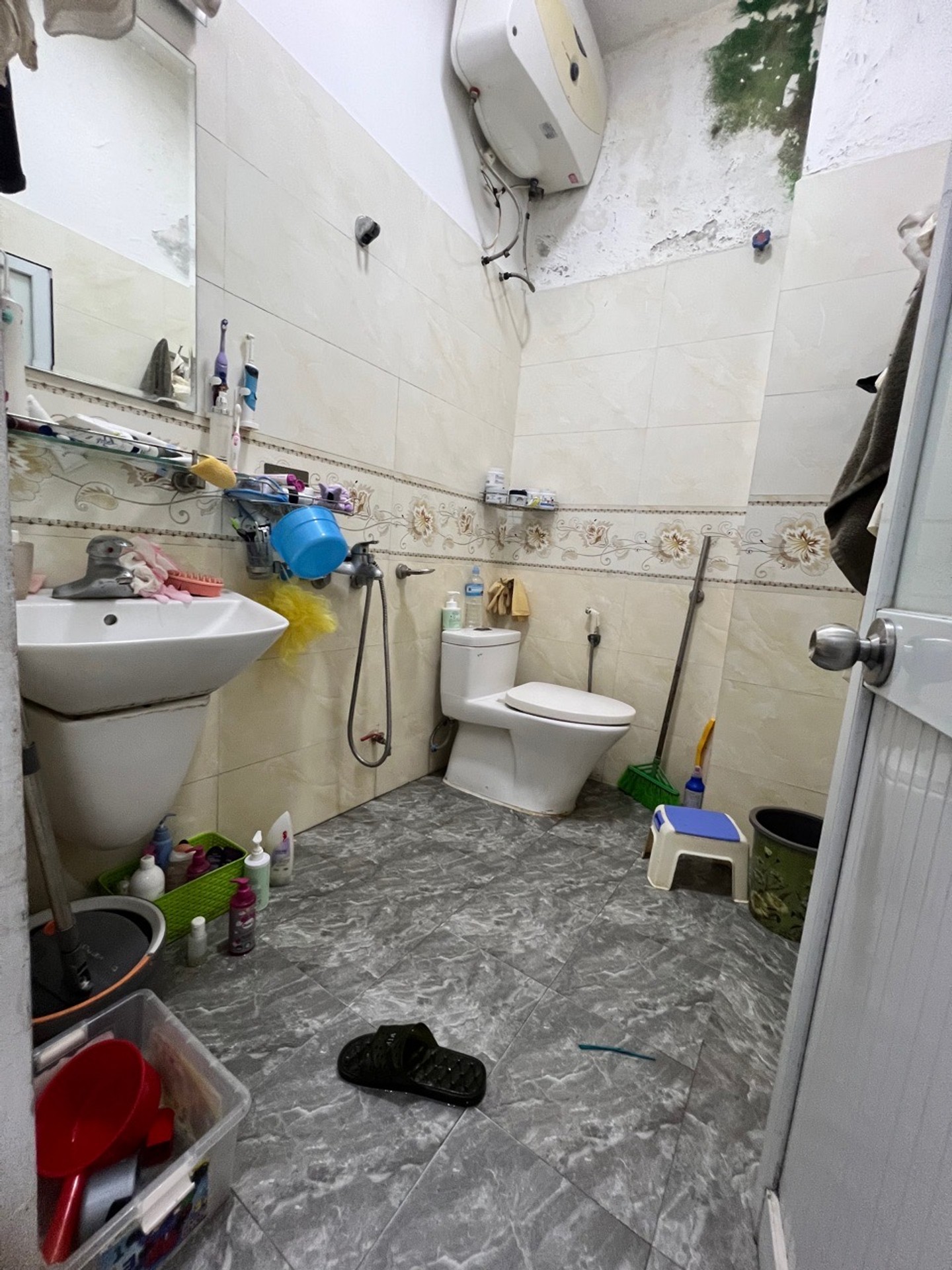 Bán nhà Kim Giang - diện tích 51m2 4 tầng - Ngõ thông, hai mặt thoáng - giá 14 tỷ