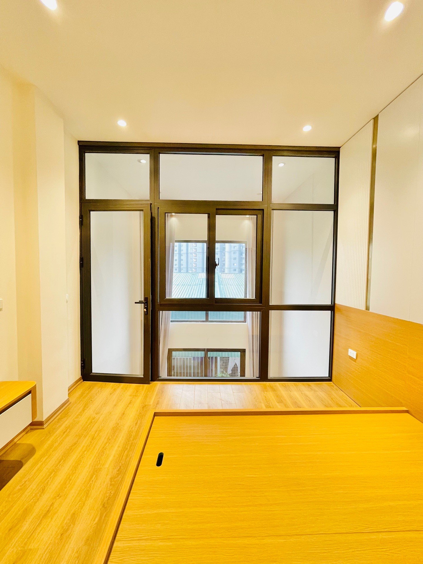 Bán nhà Minh Khai - diện tích 64m2 6 tầng - Thang máy, cho thuê ổn định - giá 15,98 tỷ