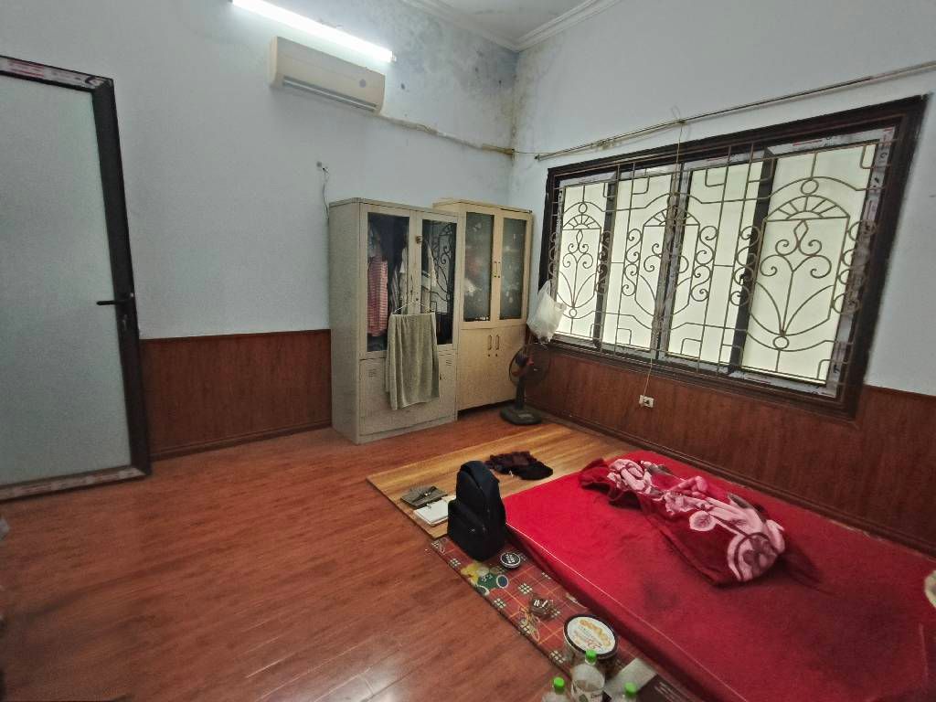 Bán nhà Nguyễn Khoái - diện tích 51m2 3 tầng - Lô góc - giá 5,4 tỷ