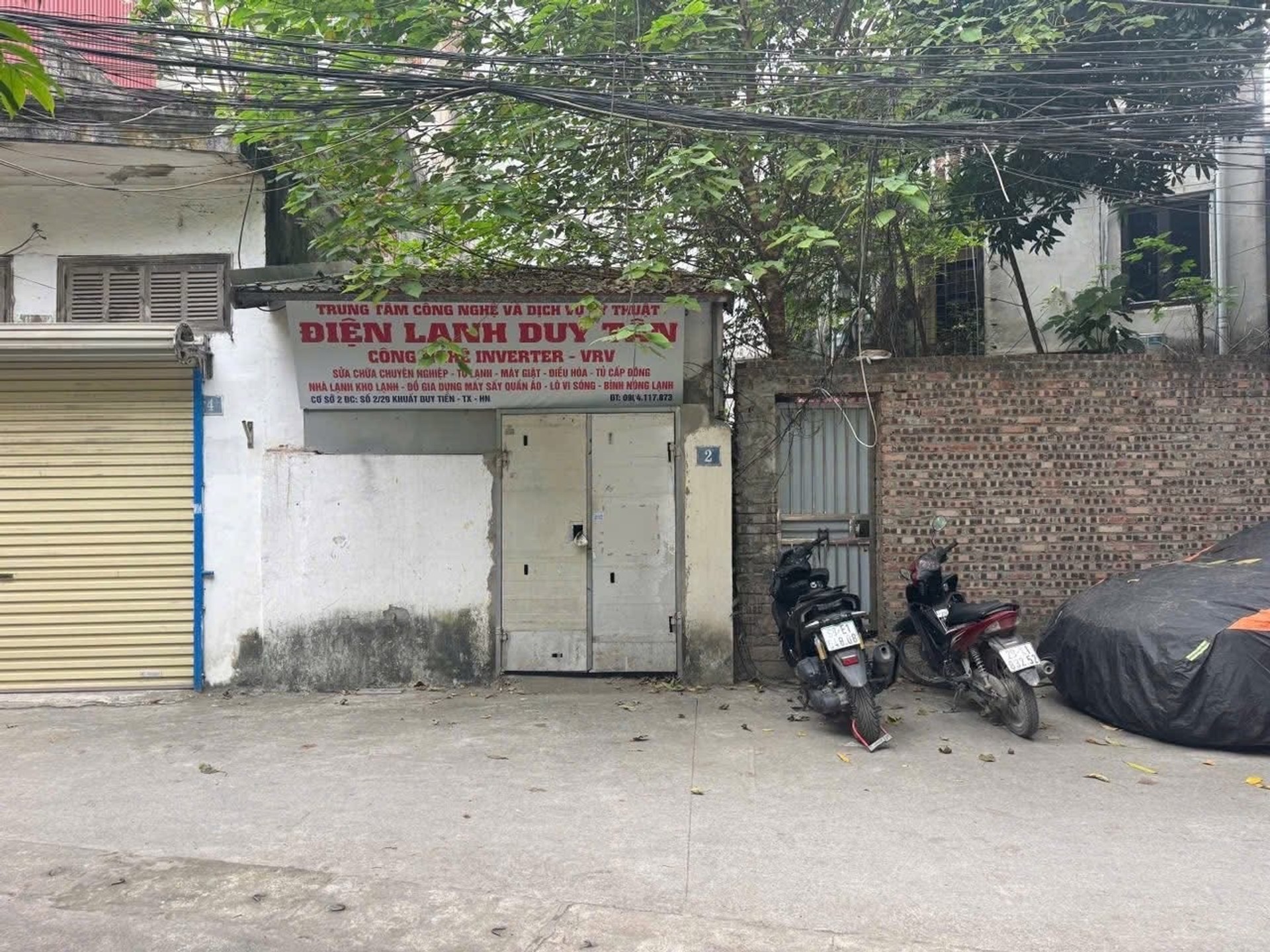 Bán nhà Khuất Duy Tiến - diện tích 40m2 1 tầng - Ngõ thông ô tô tránh đỗ - giá 12 tỷ