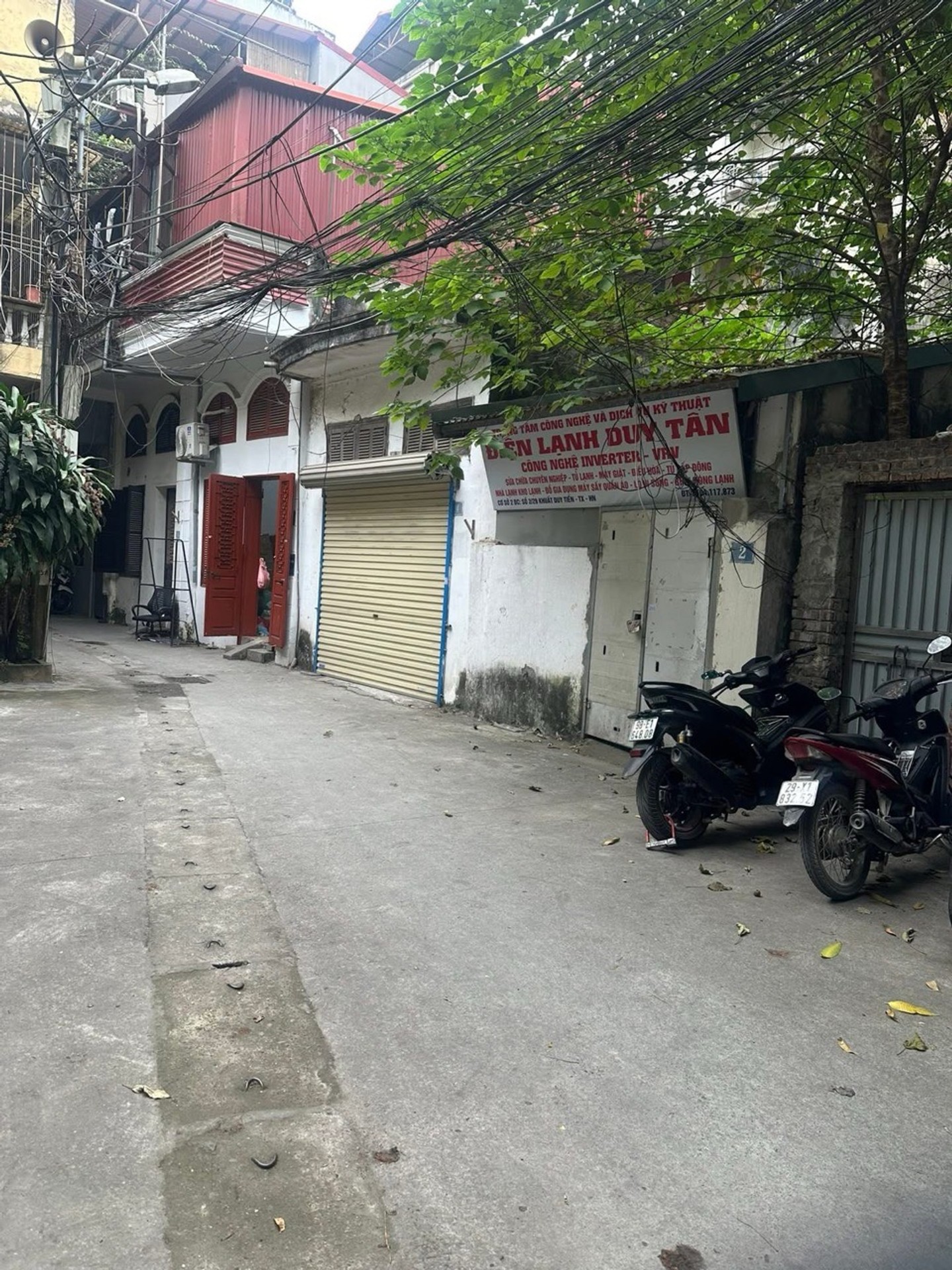 Bán nhà Khuất Duy Tiến - diện tích 40m2 1 tầng - Ngõ thông ô tô tránh đỗ - giá 12 tỷ