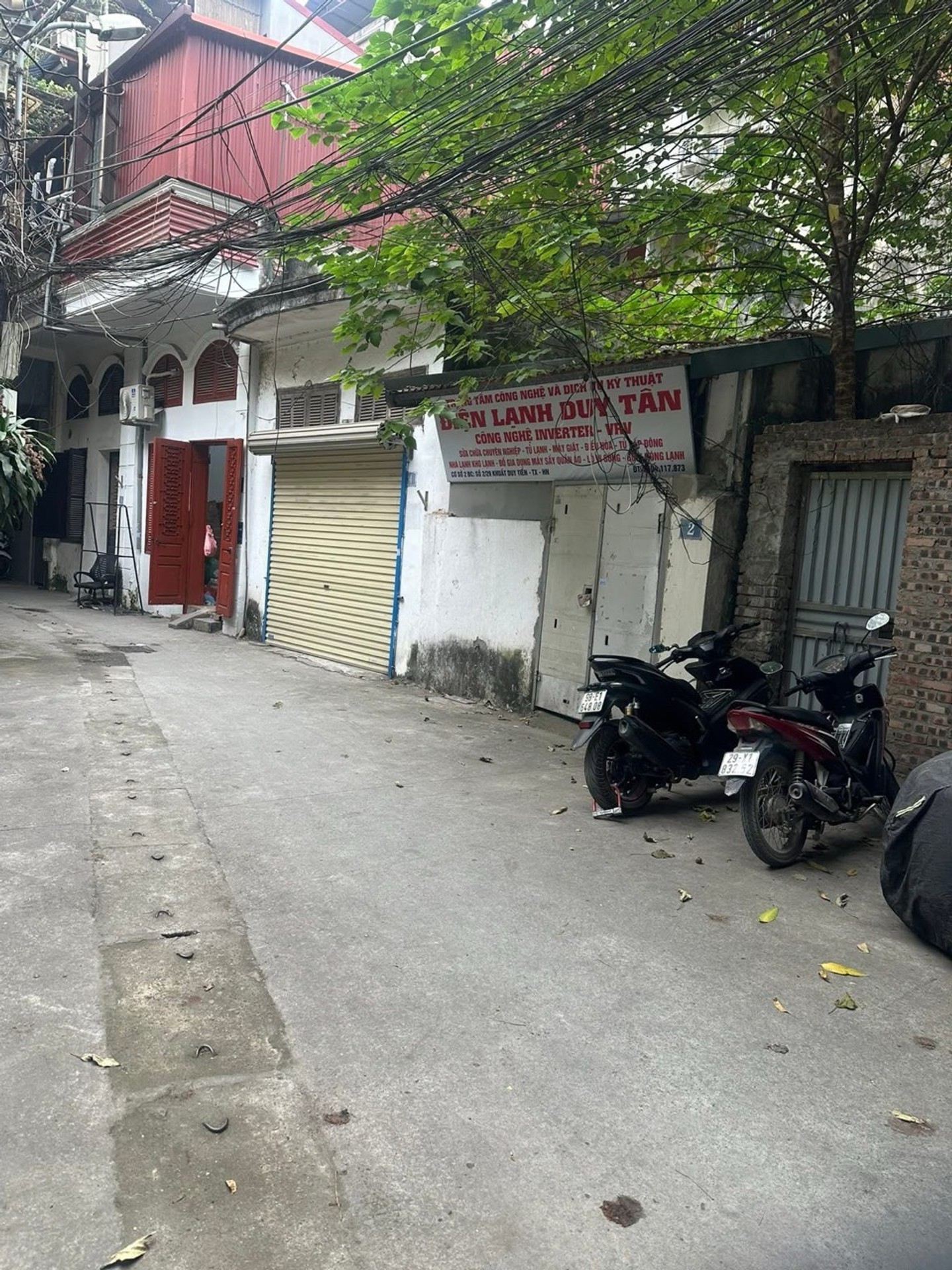 Bán nhà Khuất Duy Tiến - diện tích 40m2 1 tầng - Ngõ thông ô tô tránh đỗ - giá 12 tỷ