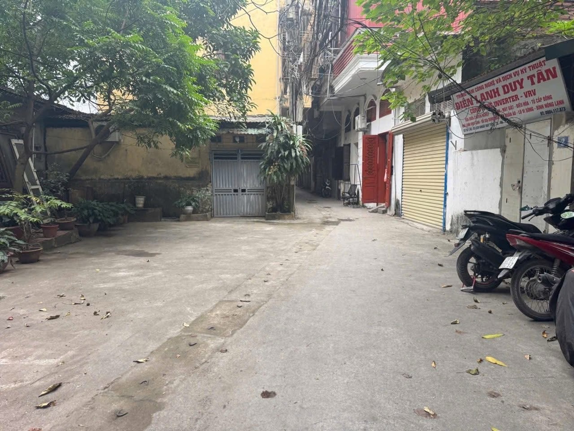 Bán nhà Khuất Duy Tiến - diện tích 40m2 1 tầng - Ngõ thông ô tô tránh đỗ - giá 12 tỷ