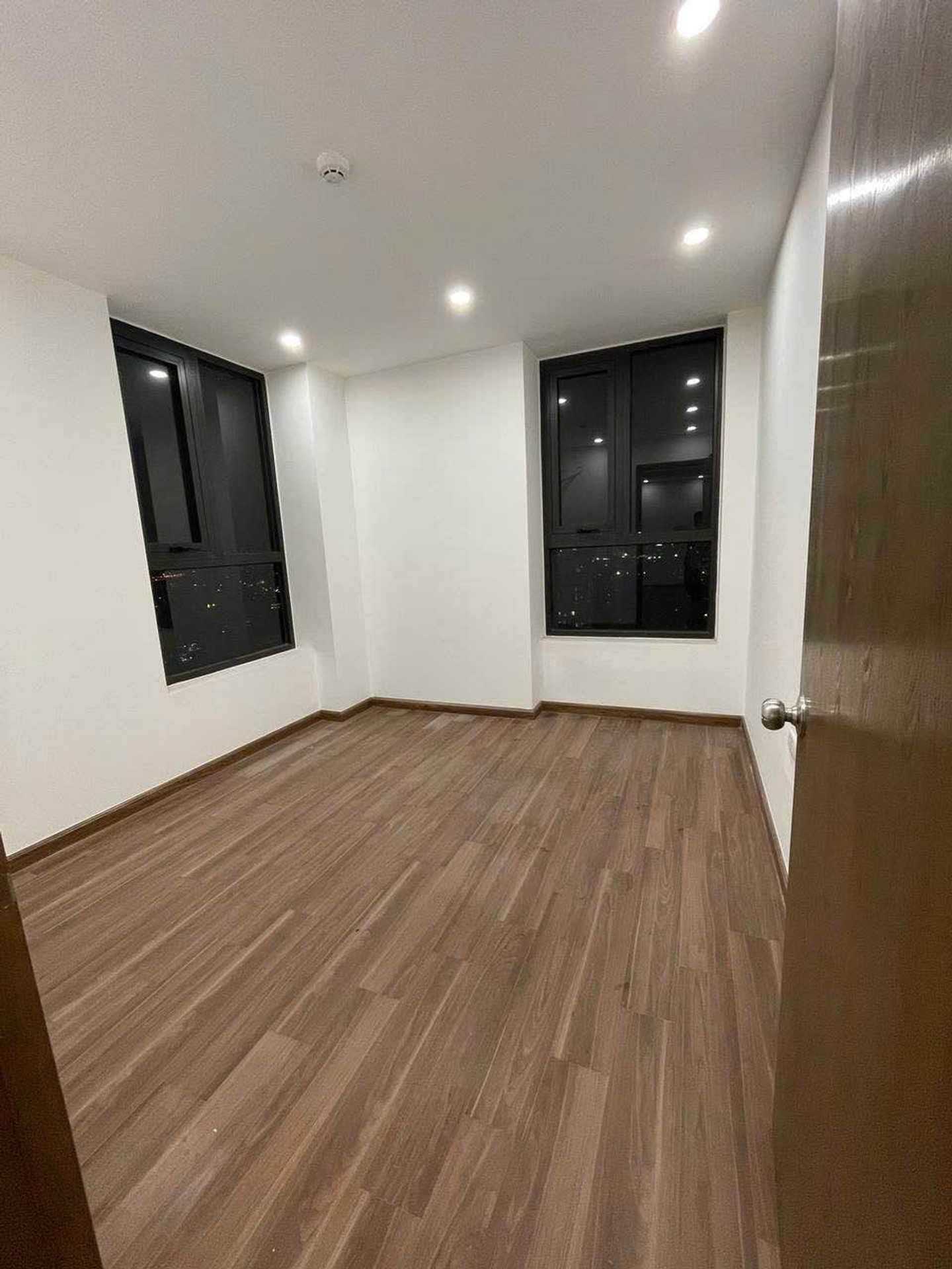 Bán nhà Toà CT3 X2 Đại Kim - diện tích 95m2 24 tầng - Căn hộ rộng đẹp - giá 7,95 tỷ
