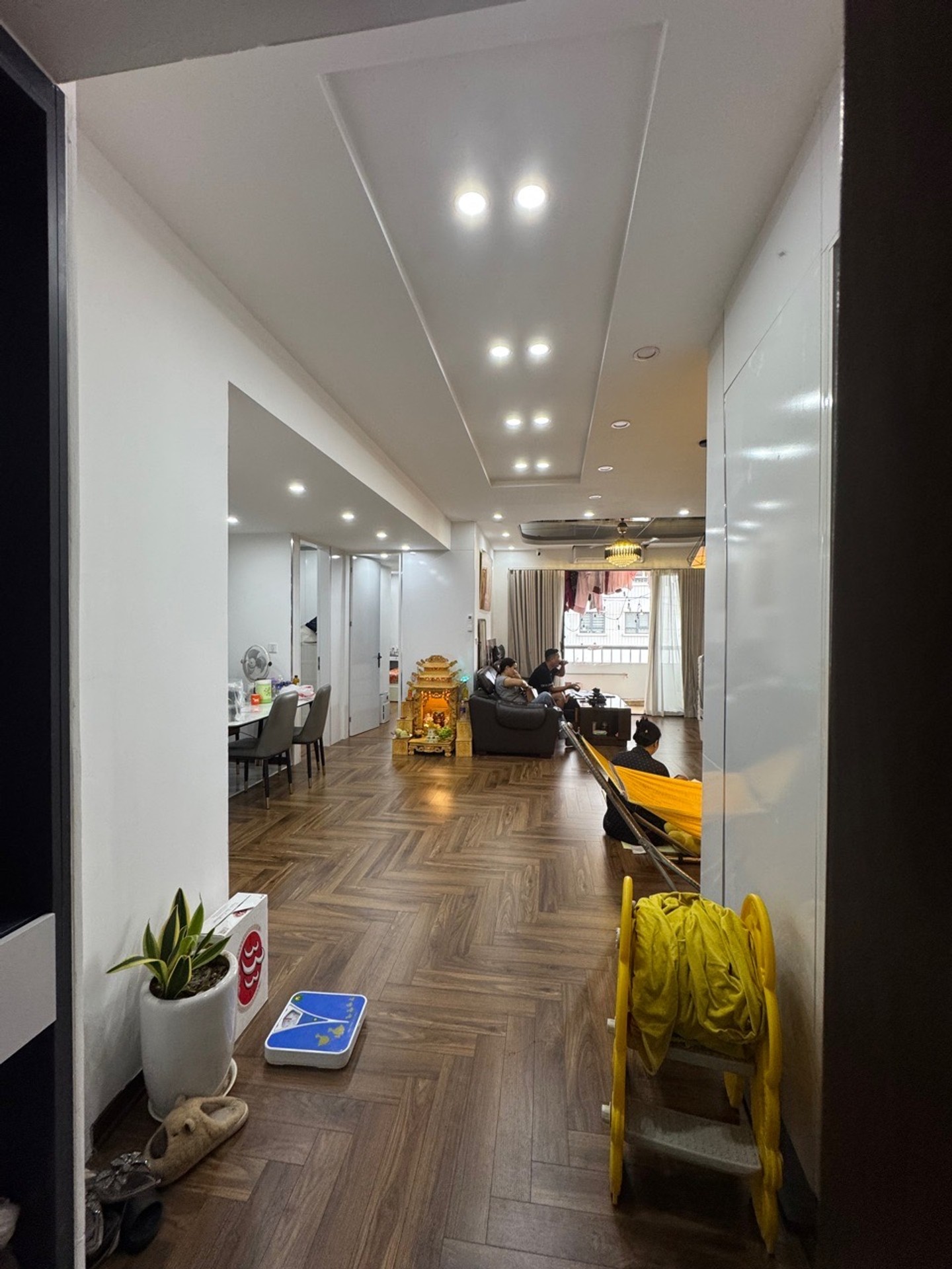Bán nhà Định Công - diện tích 122m2 8 tầng - Lô góc - giá 8,4 tỷ