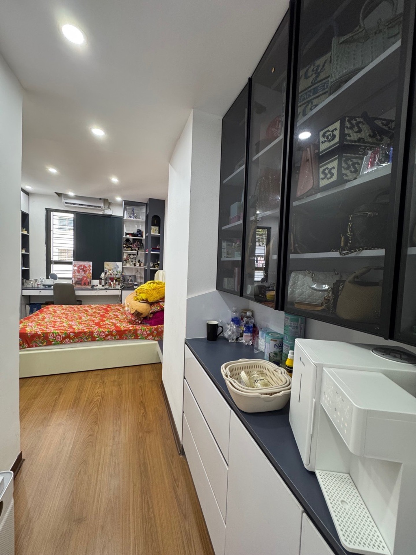 Bán nhà Định Công - diện tích 122m2 8 tầng - Lô góc - giá 8,4 tỷ