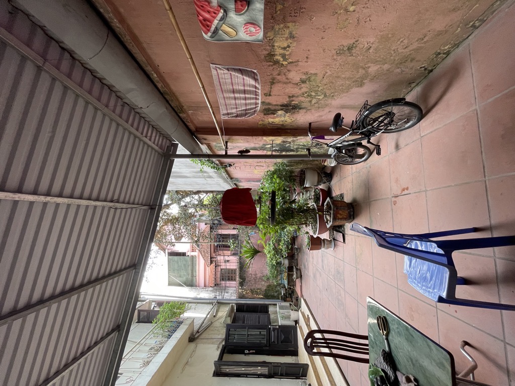 Bán nhà Láng Hạ - diện tích 217m2 2 tầng - Ô TÔ VÀO NHÀ - giá 32 tỷ