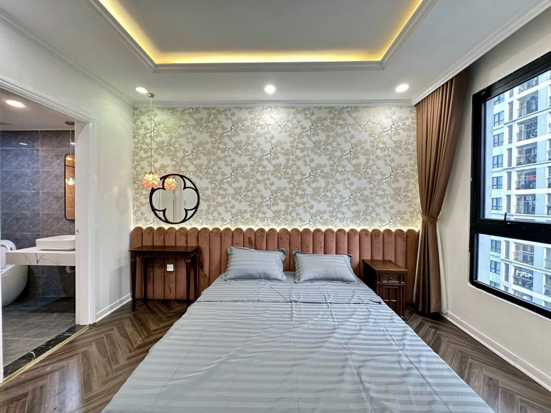 Bán nhà Minh Khai - diện tích 136m2 1 tầng - Siêu phẩm đập thông cực đẹp toà T8 Times City - giá 16,3 tỷ