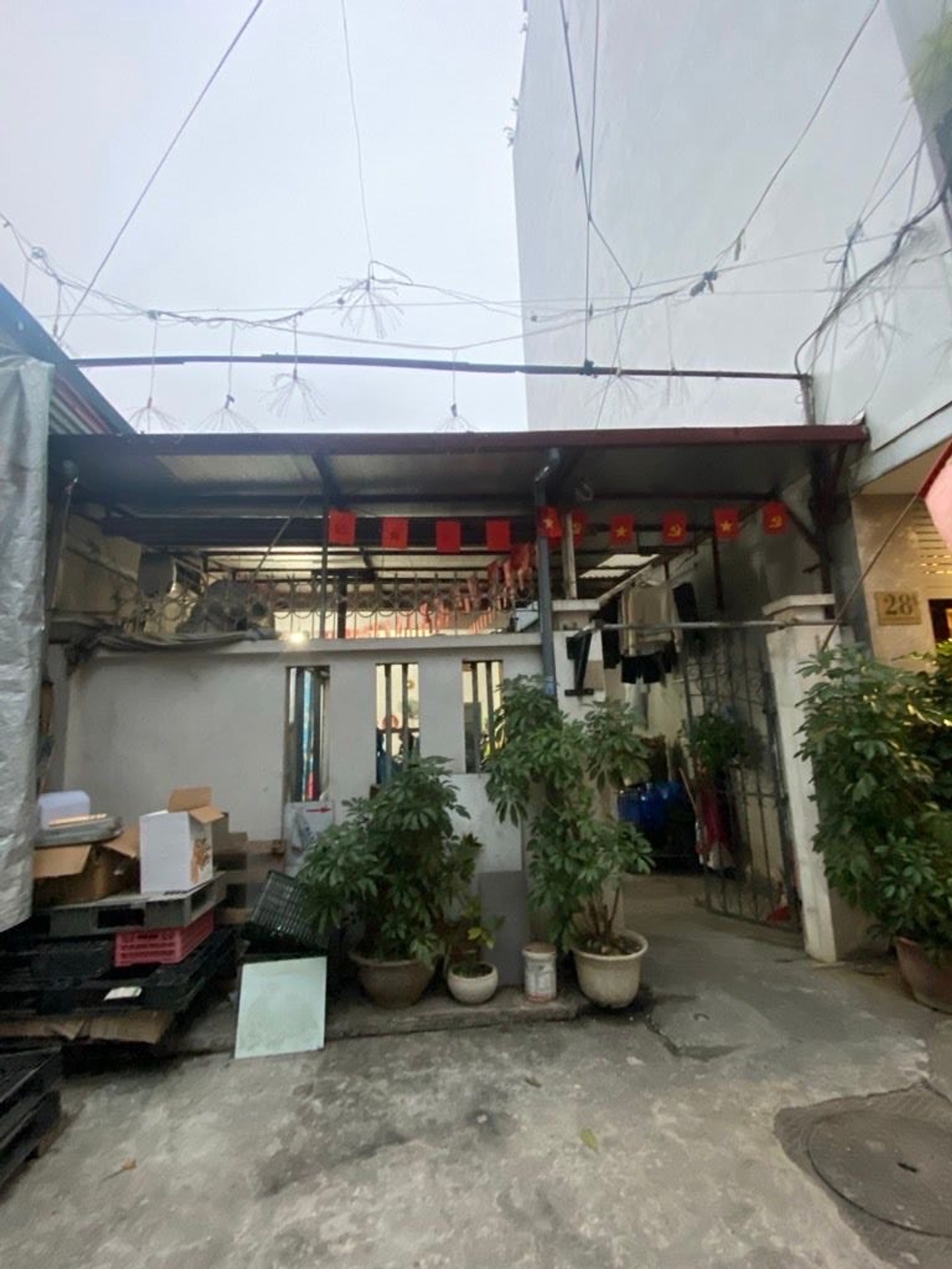 Bán nhà Minh Khai - diện tích 185m2 2 tầng - Ô TÔ TRÁNH - giá 48,3 tỷ